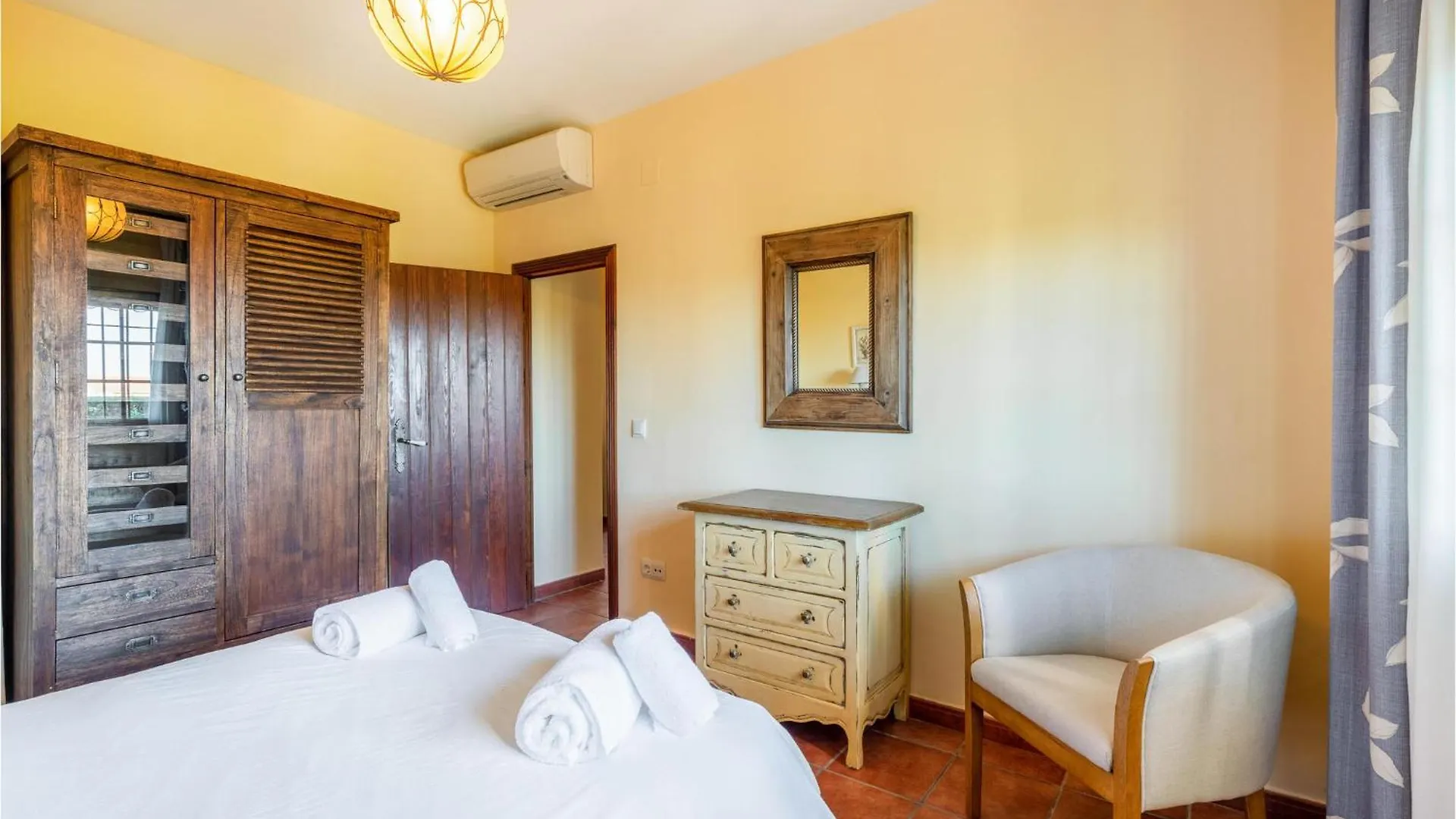 Holiday home Stunning Home In Moron De La Frontera With Wi-Fi