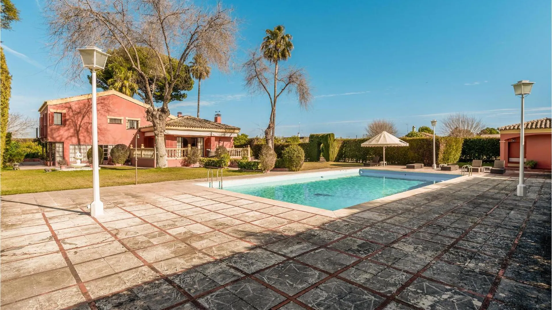 Stunning Home In Moron De La Frontera With Wi-Fi Holiday home